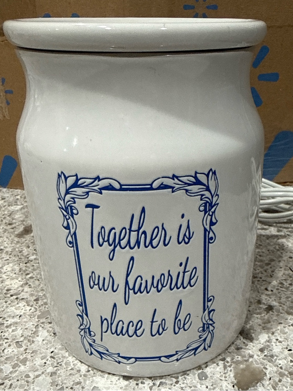 Scentsy White Ceramic Warmer with Blue Script
